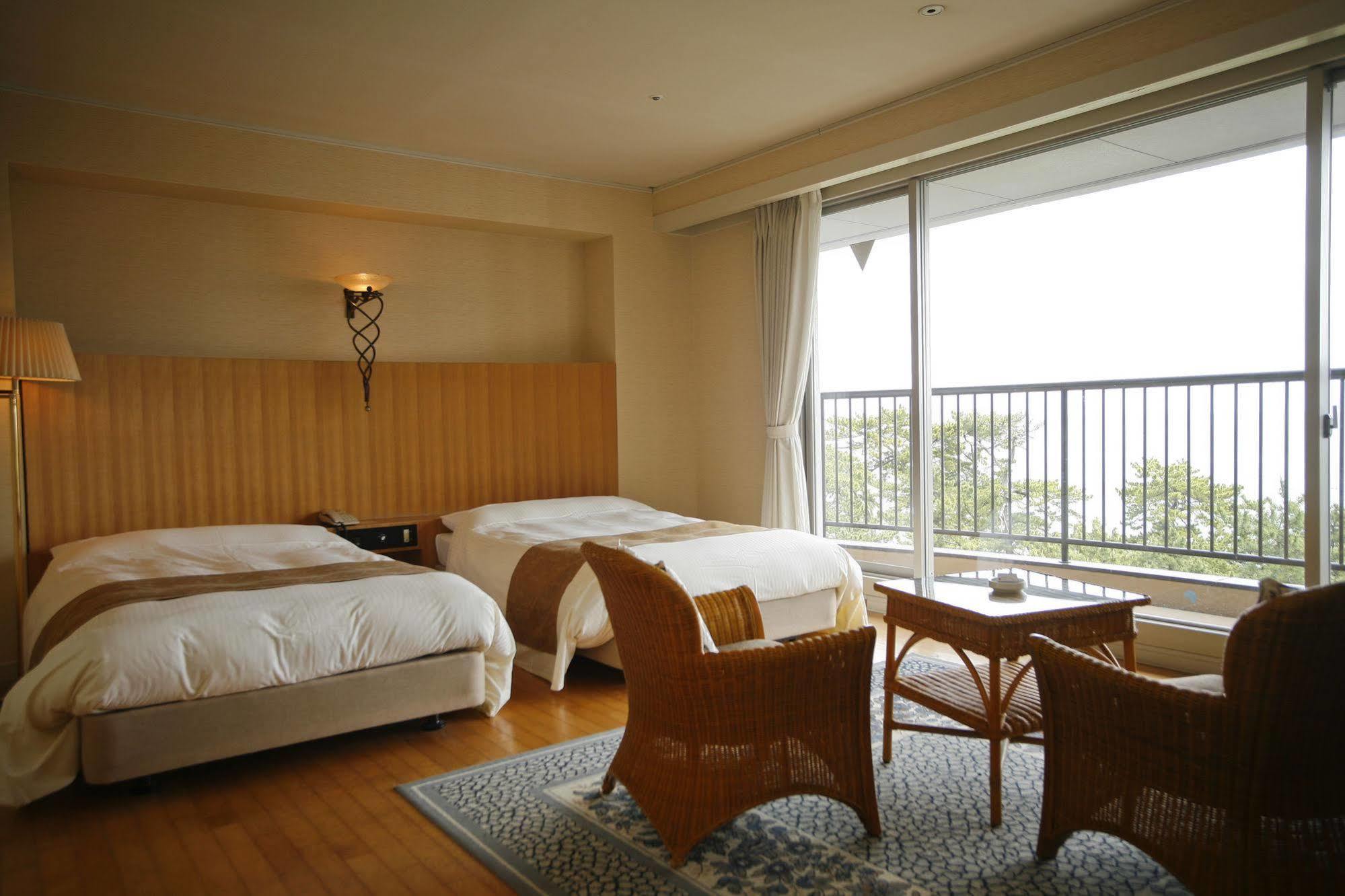 Отель Yumekaiyu Awajishima Sumoto Экстерьер фото